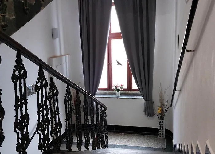 홈스테이 Spacious E1 In Centre Of *